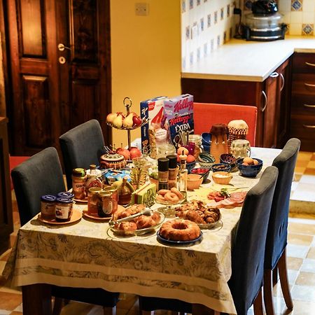 The Stonehouse Bed and Breakfast San Ġiljan Buitenkant foto