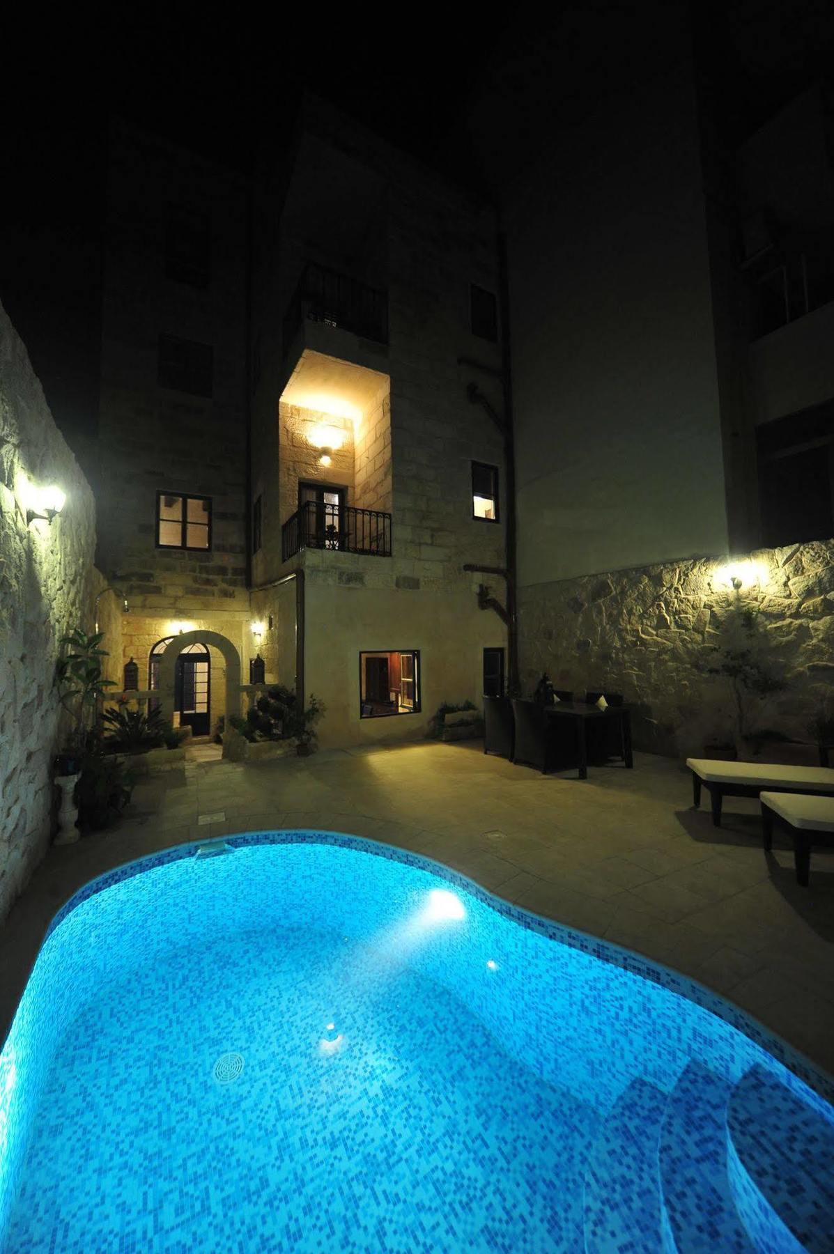 The Stonehouse Bed and Breakfast San Ġiljan Buitenkant foto